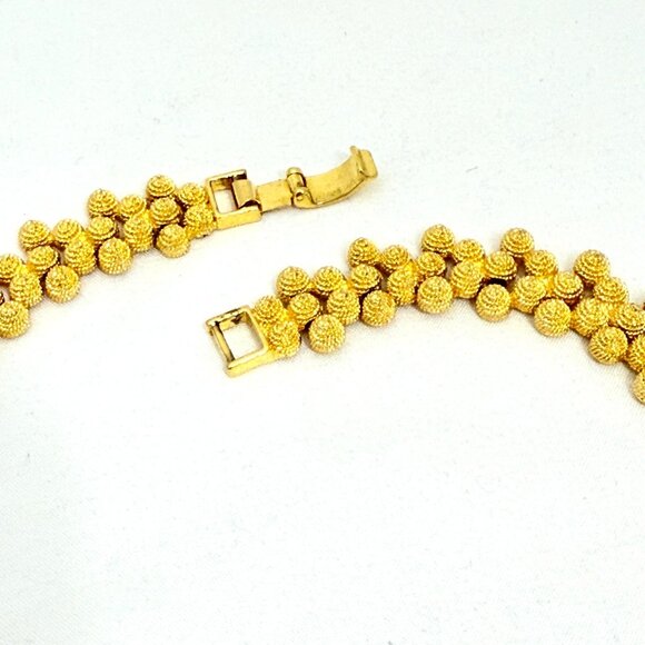 Vintage Bee Hive Cannetille Bright Gold Tone Necklace - Picture 7 of 10